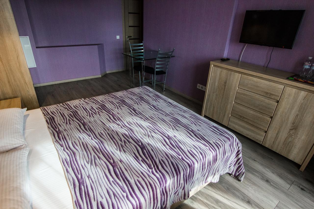 Solo Apartment Dragomanova Kiev Exteriör bild